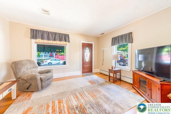 71 N 3rd St, Bangor Borough, PA 18013 - entrance foyer featuring light wood-style flooring and baseboards
