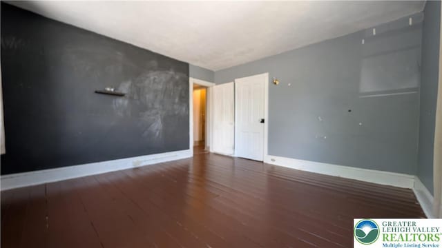 30 S Broad St, East Bangor Borough, PA 18013 - empty room featuring hardwood / wood-style flooring and baseboards