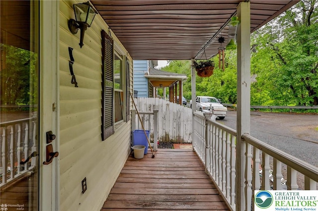 4 Front St, Glendon Borough, PA 18042 - view of wooden terrace