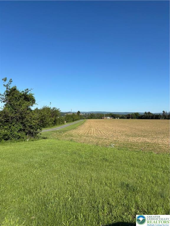 1028 Washington Blvd, Washington Twp, PA 18013 - view of yard with a view of countryside