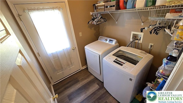 4125 Redbud Dr W, Whitehall Twp, PA 18052 - laundry room with washer and clothes dryer and dark wood-style flooring