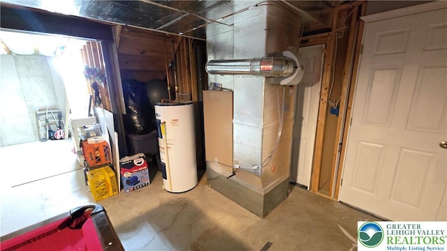4125 Redbud Dr W, Whitehall Twp, PA 18052 - utility room featuring water heater