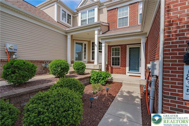 1835 Emerald Dr, South Whitehall Twp, PA 18069