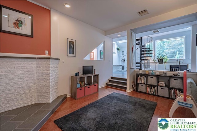 306 W Paxinosa Rd, Forks Twp, PA 18040 - living room featuring stairway and recessed lighting