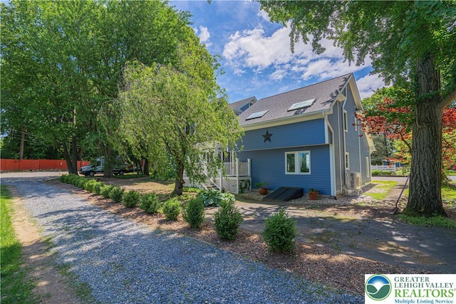 306 W Paxinosa Rd, Forks Twp, PA 18040 - view of front of property with driveway