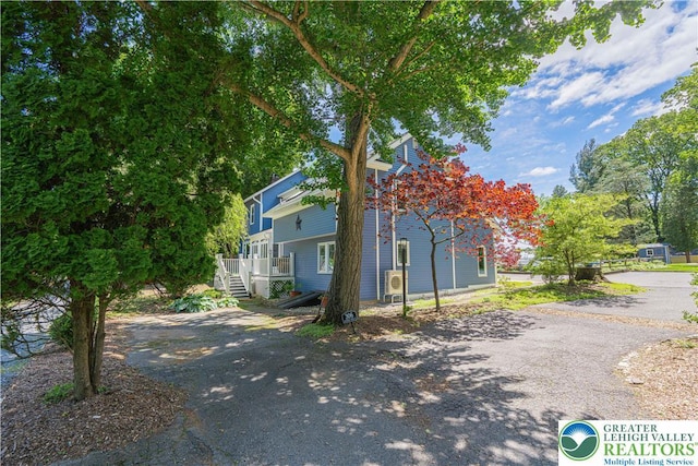 306 W Paxinosa Rd, Forks Twp, PA 18040 - view of side of home