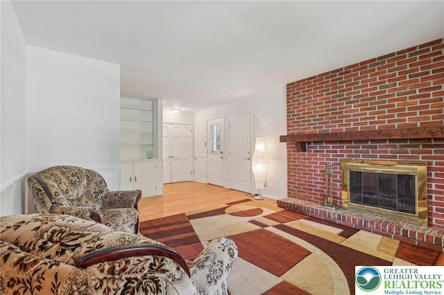 1450 Springhouse Rd, South Whitehall Twp, PA 18104 - living room featuring wood finished floors and a fireplace