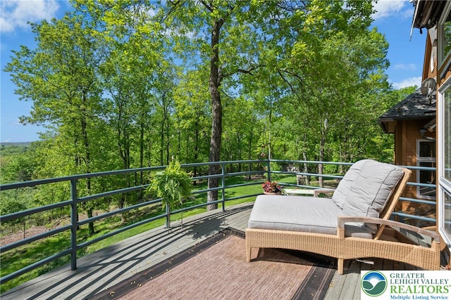 310 Hunters Farm Rd, Paradise Twp, PA 18332 - view of deck