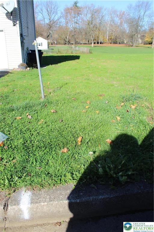 1837 Norwood St, Bethlehem City, PA 18015 - photo 4