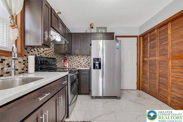190 Reunion Rdg, Stroud Twp, PA 18301 - kitchen featuring stainless steel fridge with ice dispenser, electric range, under cabinet range hood, a sink, and light marble finish flooring