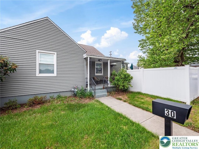 30 Morgan Hill Rd, Williams Twp, PA 18042 - bungalow-style house featuring a porch