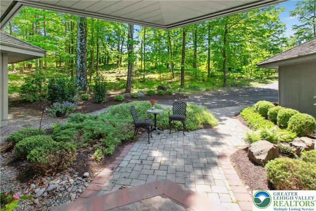 511 Center Hill Rd, Nockamixon Twp, PA 18972 - view of patio featuring a carport