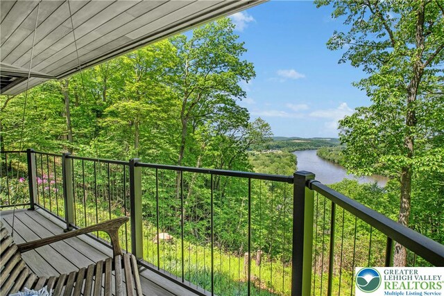 511 Center Hill Rd, Nockamixon Twp, PA 18972 - balcony featuring a water view