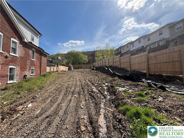739 Atlantic St, Bethlehem City, PA 18105 - view of dirt / gravel road with a residential view