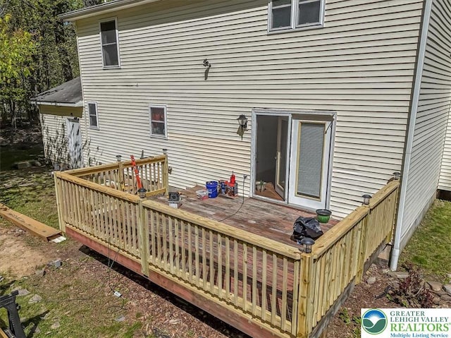 1281 Winding Way, Coolbaugh Twp, PA 18466 - back of property featuring a deck
