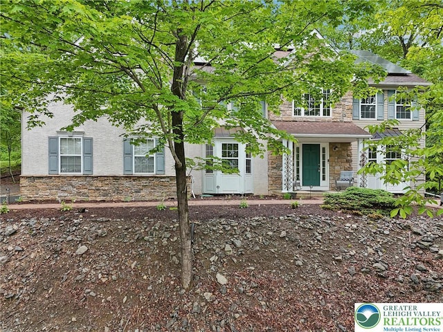 136 Outlook Ct, Middle Smithfield Twp, PA 18302 - view of front of house featuring stone siding