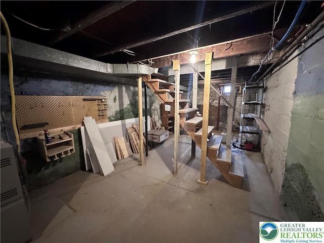 432 Schaffers Ct, Easton, PA 18042 - unfinished below grade area featuring stairs