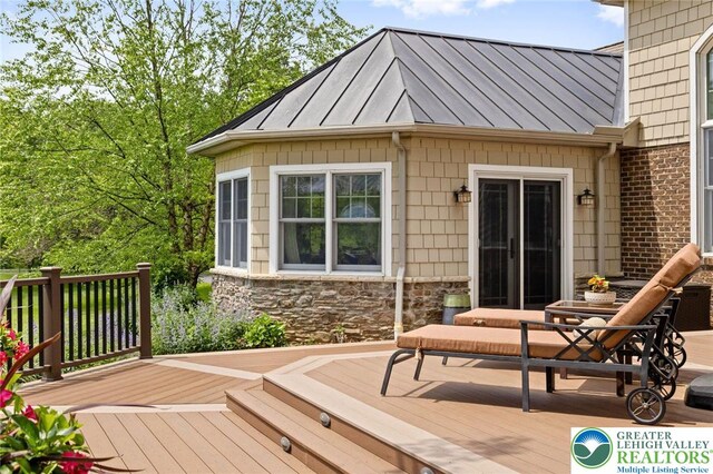 2965 Adams Way, Springfield Twp, PA 18077 - view of deck