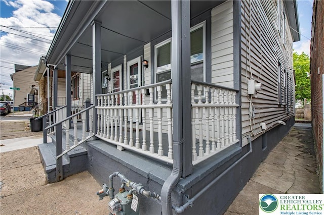 1123 Spruce St, Easton, PA 18042 - view of home's exterior featuring covered porch and crawl space