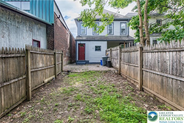 1123 Spruce St, Easton, PA 18042 - back of property featuring a fenced backyard
