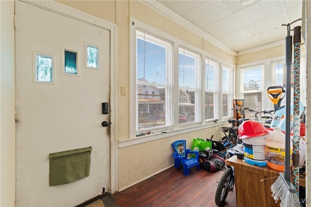 117 S 15th St, Wilson Borough, PA 18042 - sunroom featuring wood finished floors, baseboards, and ornamental molding