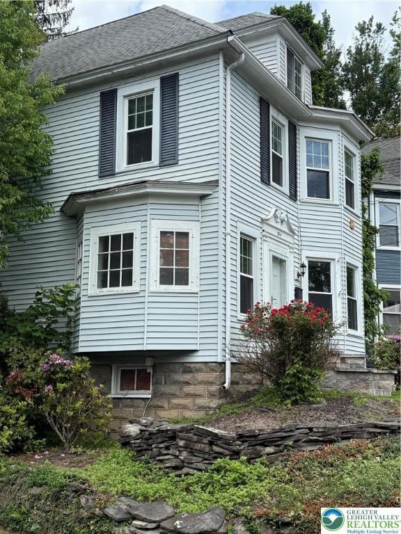 204 Analomink St, East Stroudsburg, PA 18301 - view of side of property