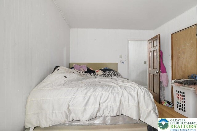 4754 Brentwood Dr, Tobyhanna Twp, PA 18466 - bedroom featuring wood finished floors