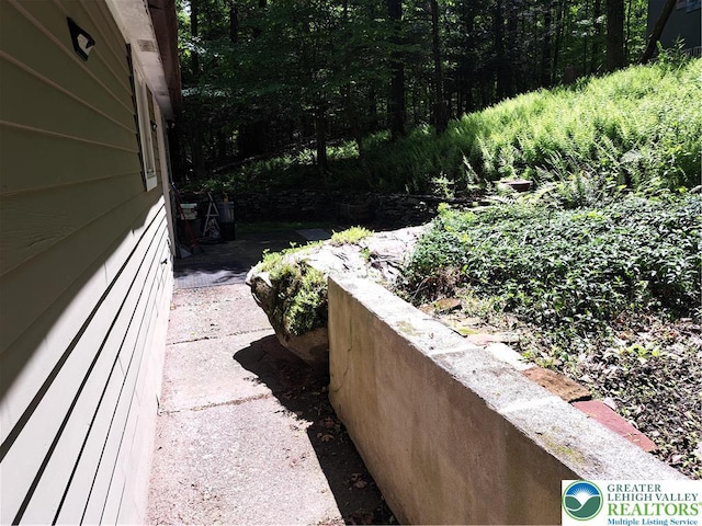 1392 Cherrylane Rd, Stroud Twp, PA 18301 - view of yard