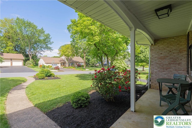 1131 28th St, Allentown City, PA 18104 - view of green lawn with a residential view