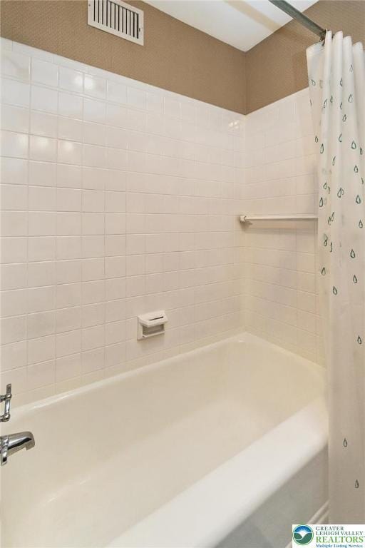 217 26th St, Allentown City, PA 18104 - full bathroom with shower / bath combo