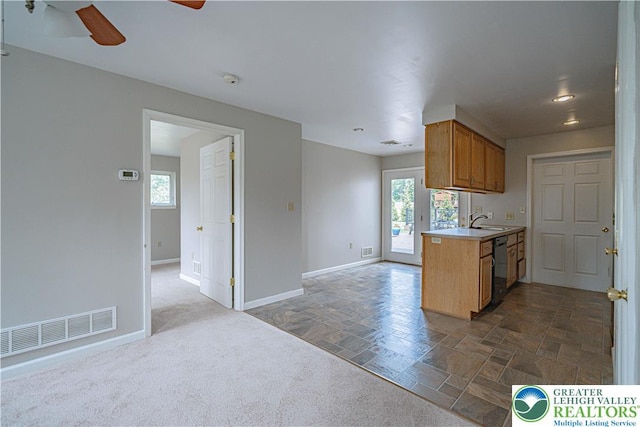 3624 Mcintosh Dr, North Whitehall Twp, PA 18069 - kitchen with a ceiling fan, plenty of natural light, baseboards, and recessed lighting
