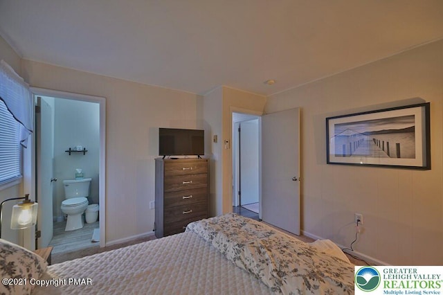 36 Maplewood Rd, Kidder Township S, PA 18624 - bedroom with baseboards, wood finished floors, and ensuite bath