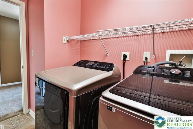 27 Willow Dr, Palmer Twp, PA 18045 - washroom featuring washer and dryer, baseboards, and tile patterned flooring