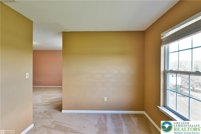 27 Willow Dr, Palmer Twp, PA 18045 - carpeted empty room with baseboards