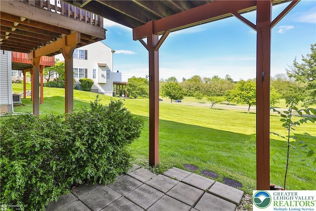 27 Willow Dr, Palmer Twp, PA 18045 - view of patio / terrace