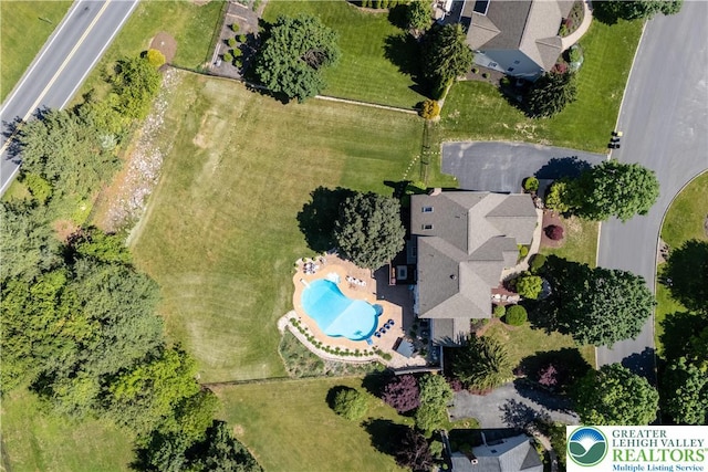 1224 Highland Dr, Upper Macungie Twp, PA 18069 - aerial view of a pool