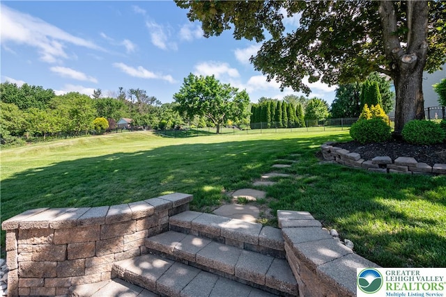 1224 Highland Dr, Upper Macungie Twp, PA 18069 - view of yard