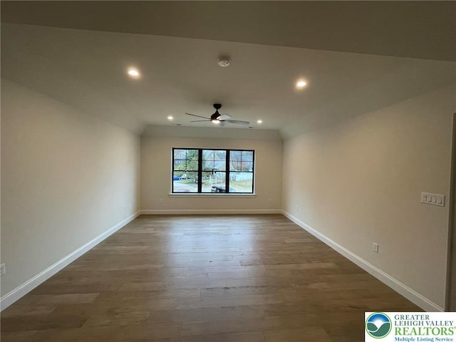 Blue Barn Rd Unit 1456, Upper Macungie Twp, PA 18104 - unfurnished room with a ceiling fan, wood finished floors, recessed lighting, baseboards, and a smoke detector
