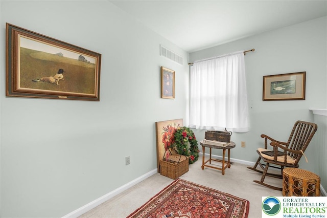 275 Ridings Cir, Macungie Borough, PA 18062 - living area featuring baseboards and carpet floors