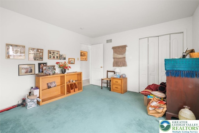 275 Ridings Cir, Macungie Borough, PA 18062 - misc room featuring carpet