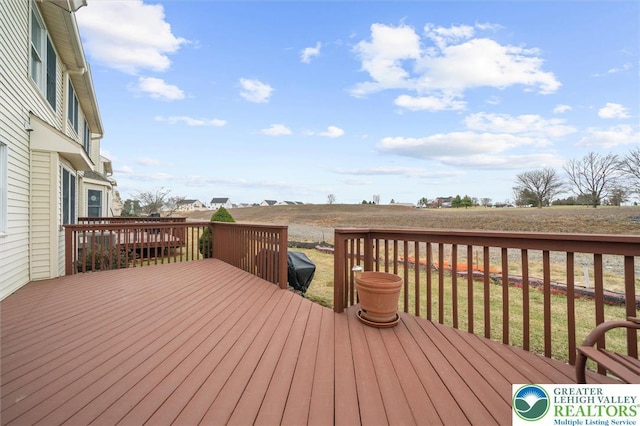 275 Ridings Cir, Macungie Borough, PA 18062 - view of wooden deck