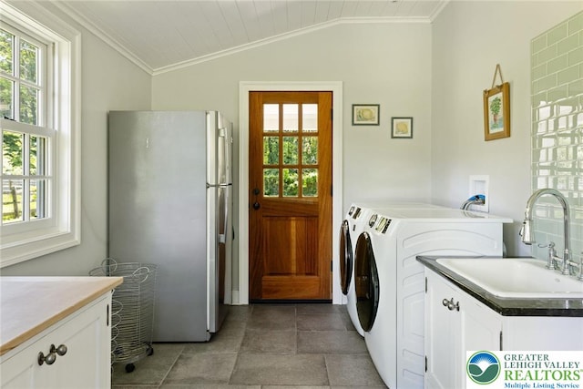 408 Kintner Hill Rd, Nockamixon Twp, PA 18972 - laundry area featuring crown molding, healthy amount of natural light, a sink, and washer and dryer