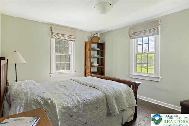 408 Kintner Hill Rd, Nockamixon Twp, PA 18972 - bedroom featuring wood finished floors and baseboards