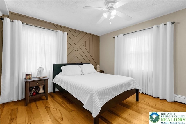 3079 Eldridge Ave, Palmer Twp, PA 18045 - bedroom featuring light wood finished floors and a ceiling fan