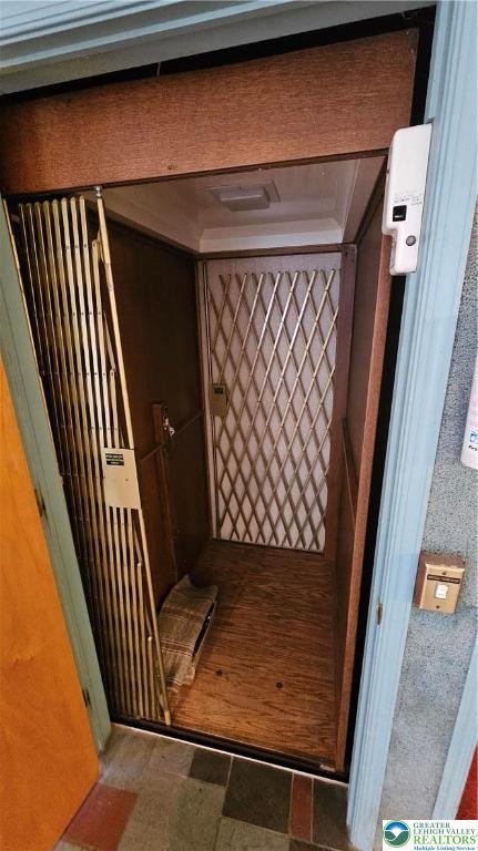 1426 Church St, Fountain Hill Boro, PA 18015 - view of elevator