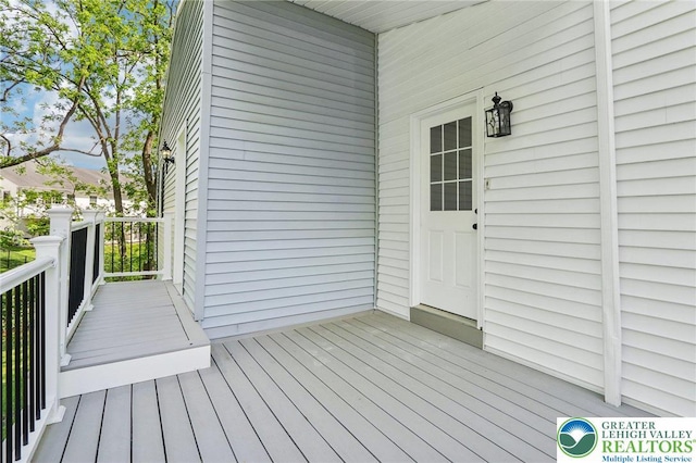 624 E 8th St, Northampton Borough, PA 18067 - view of deck
