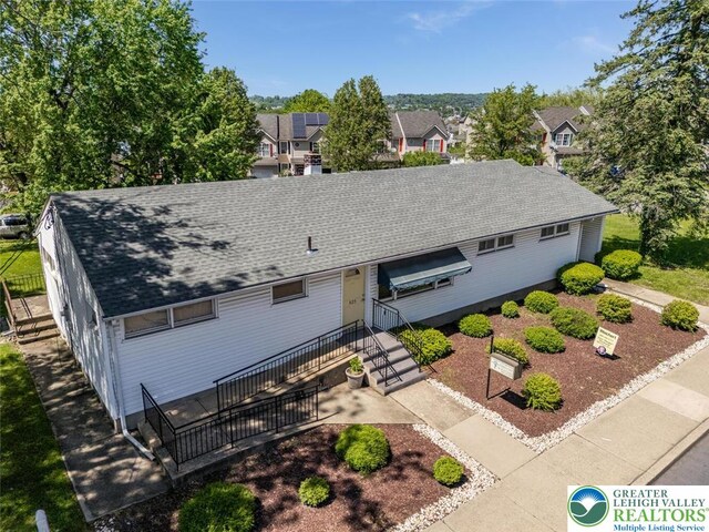 825 Old Philadelphia Rd, Easton, PA 18042 - view of front facade featuring roof with shingles and a residential view