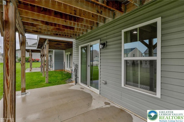 2179 Cook Dr, Bethlehem Twp, PA 18045 - view of patio