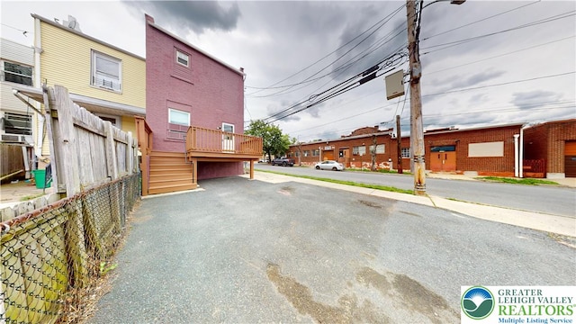 853 N Jordan St, Allentown City, PA 18102 - view of street with street lights and sidewalks