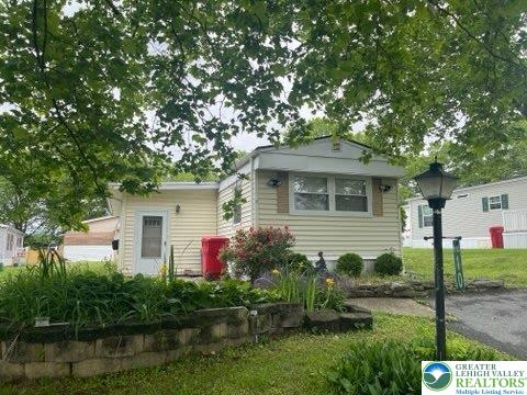 10 Springridge Rd, Moore Twp, PA 18014 - view of front of property